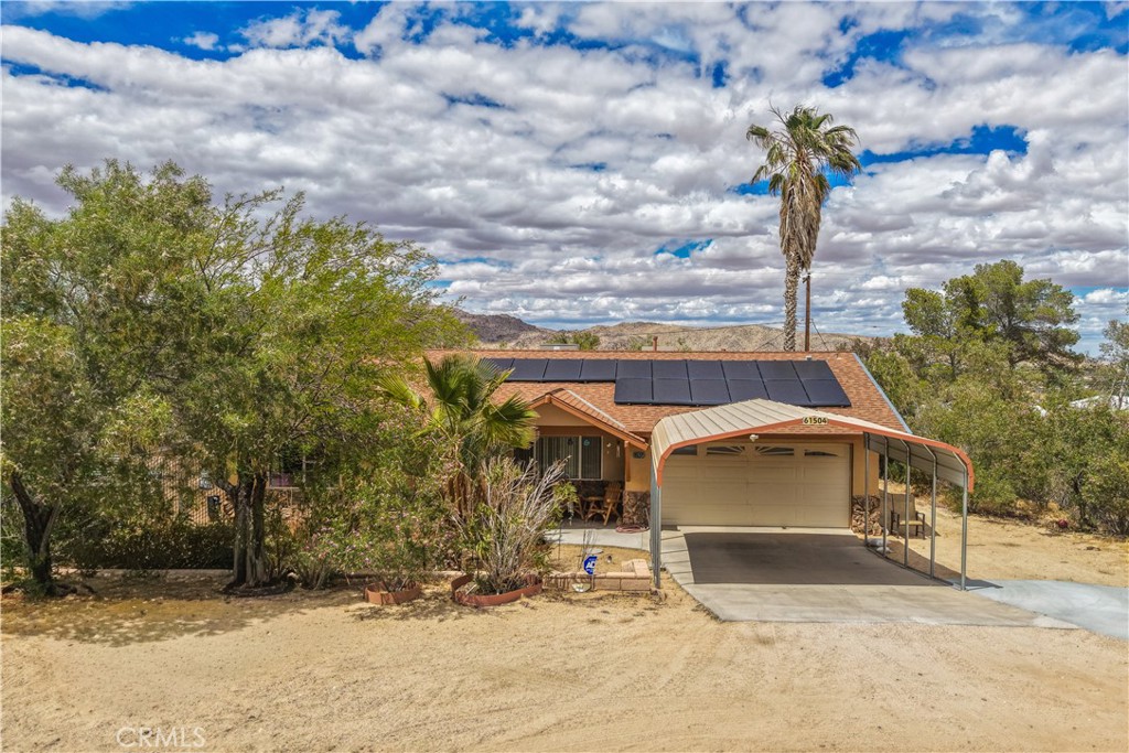 61504 Capilla Drive Property Photo 4