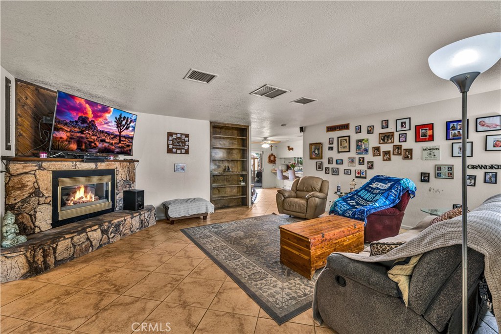 61504 Capilla Drive Property Photo 7