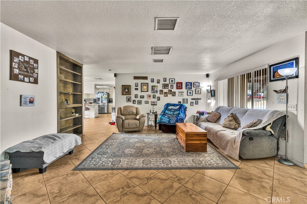 61504 Capilla Drive Property Photo 8