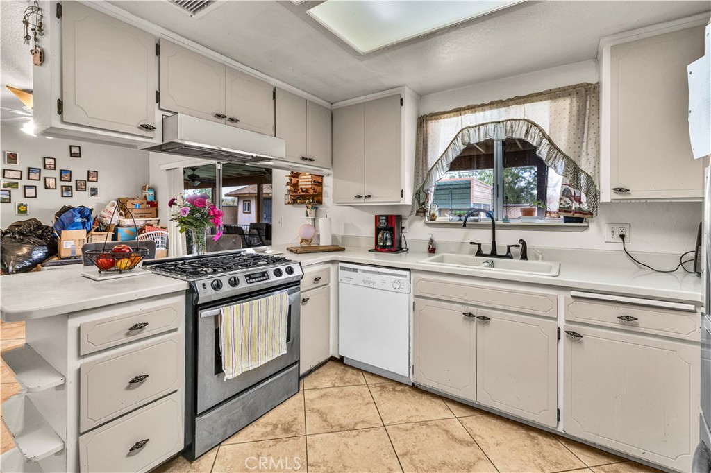 61504 Capilla Drive Property Photo 14
