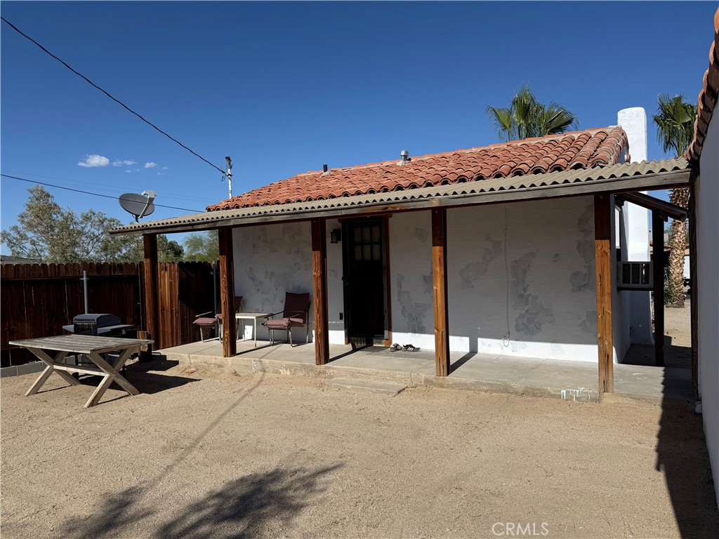 6586 El Rey Property Photo 6