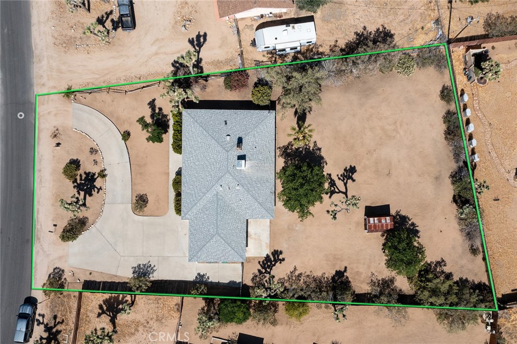 58390 Delano Trail Property Photo 3