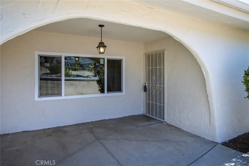 58390 Delano Trail Property Photo 5