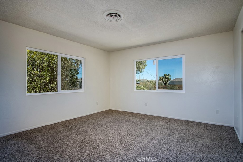 58390 Delano Trail Property Photo 22