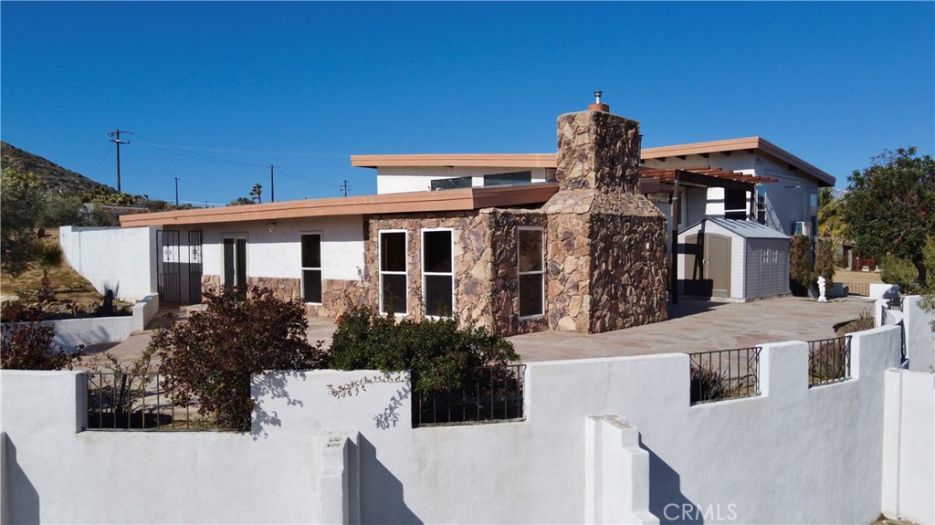 55149 Hoopa Trail Property Photo 2