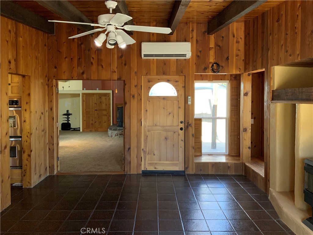 55149 Hoopa Trail Property Photo 6