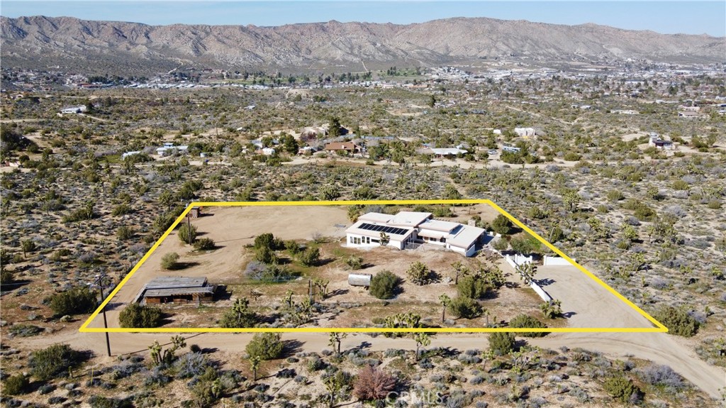 55149 Hoopa Trail Property Photo 55