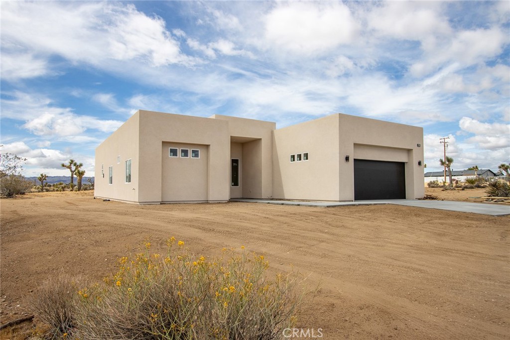 59423 Canterbury Street Property Photo 1