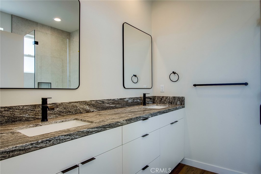 59423 Canterbury Street Property Photo 16