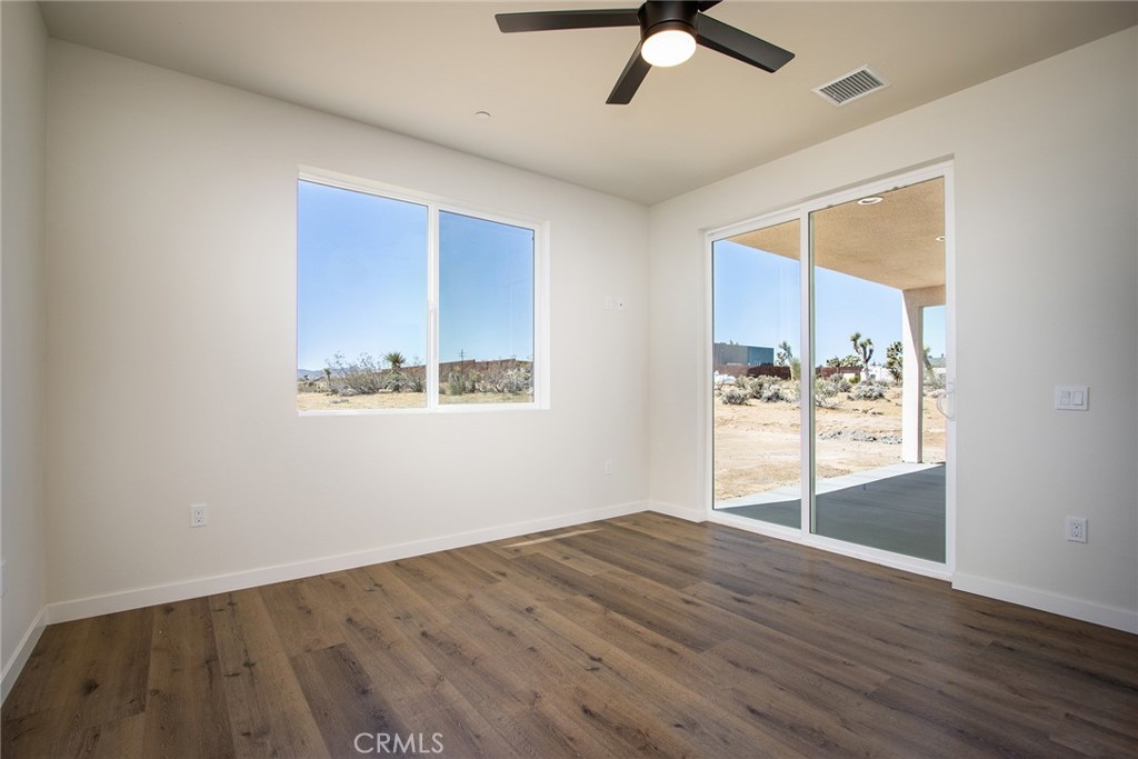 59423 Canterbury Street Property Photo 19