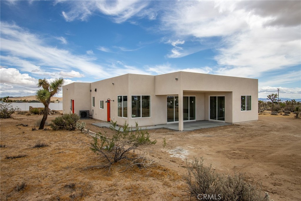 59423 Canterbury Street Property Photo 32