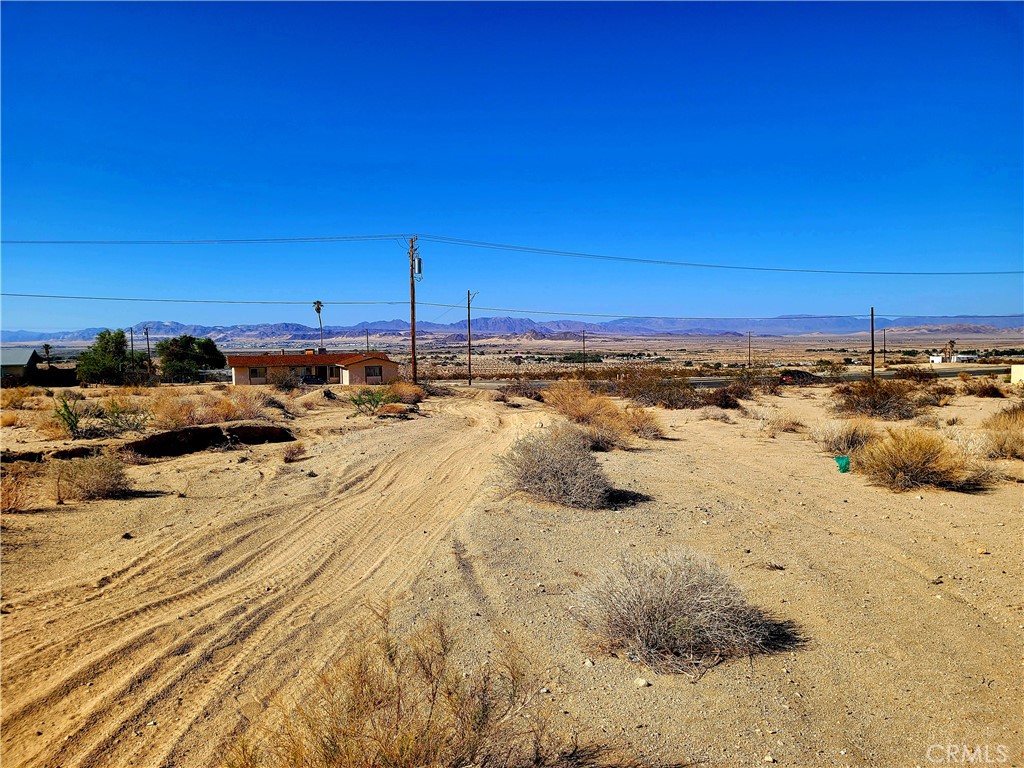 73101 Two Mile Road Property Photo 3