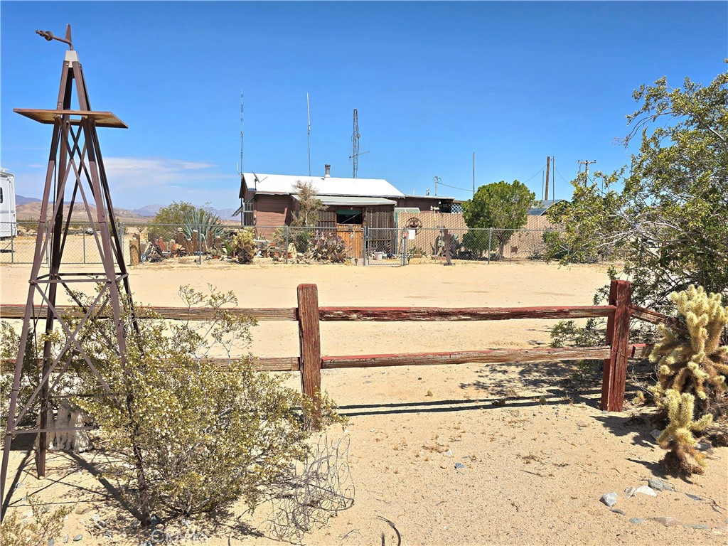 3073 Bagdad Highway Property Photo 3