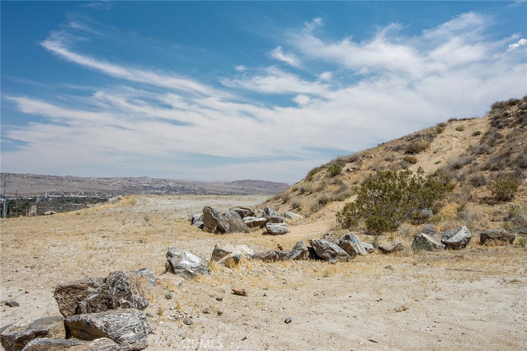 8811 Sage Property Photo 12