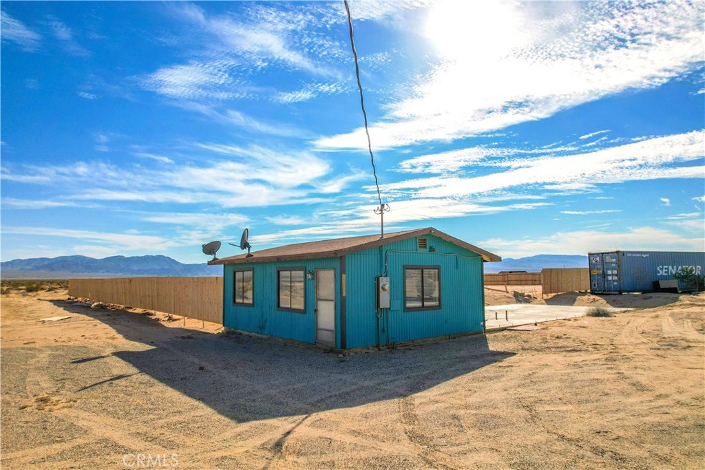 5226 Henry Road Property Photo 1