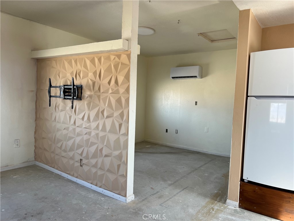5226 Henry Road Property Photo 10