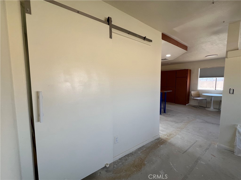5226 Henry Road Property Photo 17