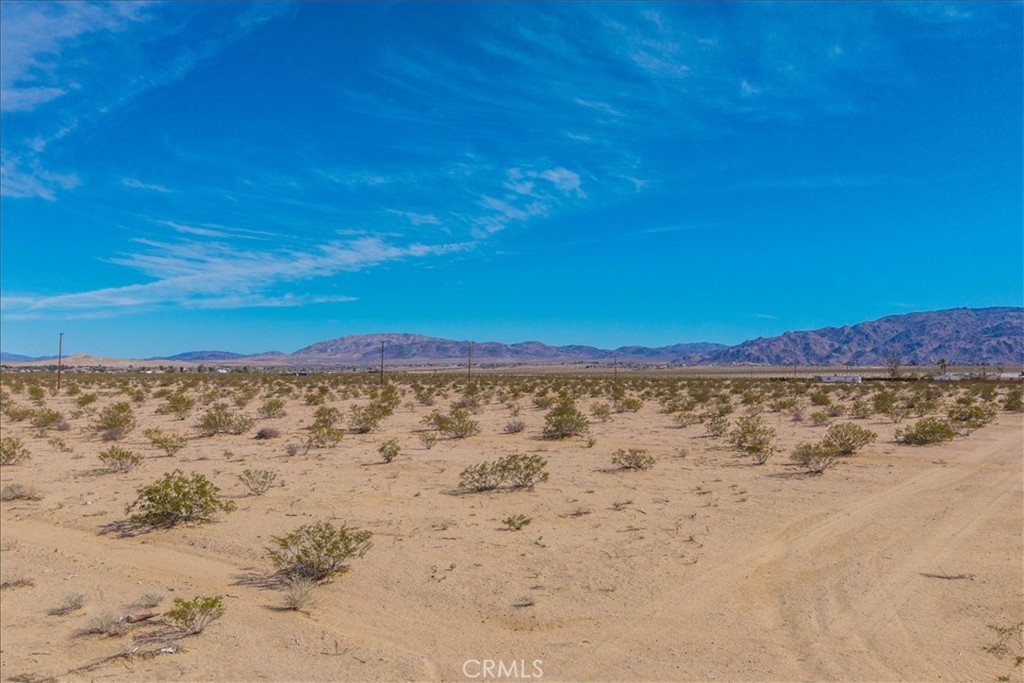3888 Desert Heights Drive Property Photo 25