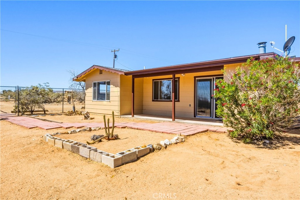 56674 Cone Boulevard Property Photo 7