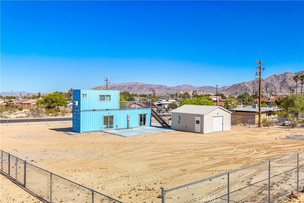 72473 Desert Trail Drive Property Photo 8