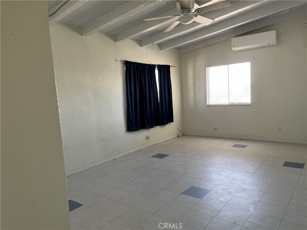 71995 Samarkand Property Photo 2