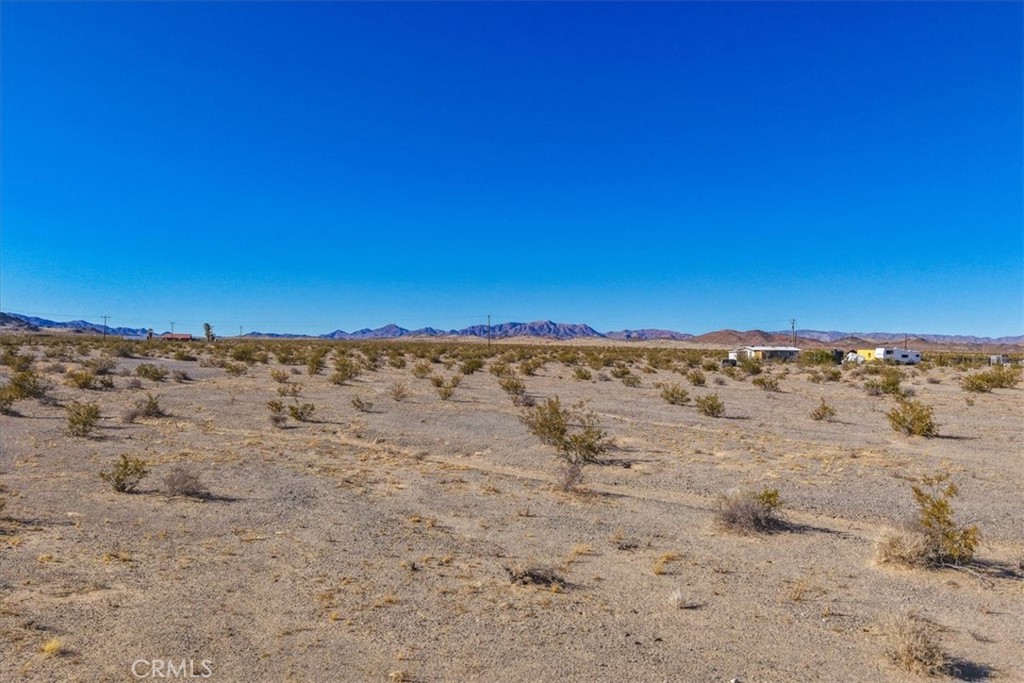127 Waylyn Property Photo 8