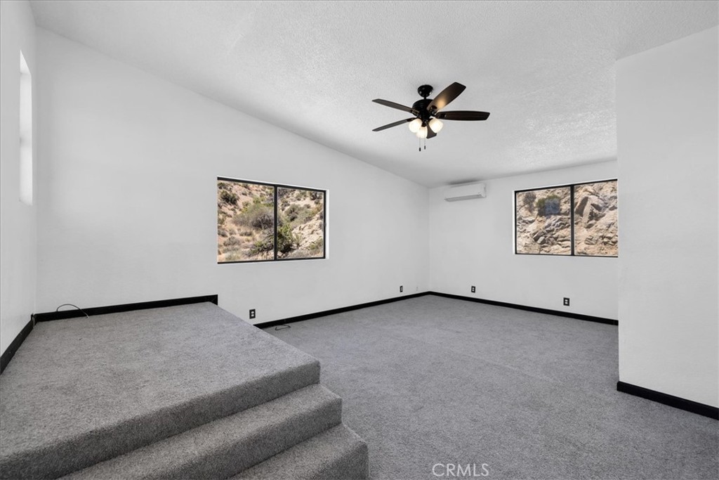 53944 Canyon Property Photo 19