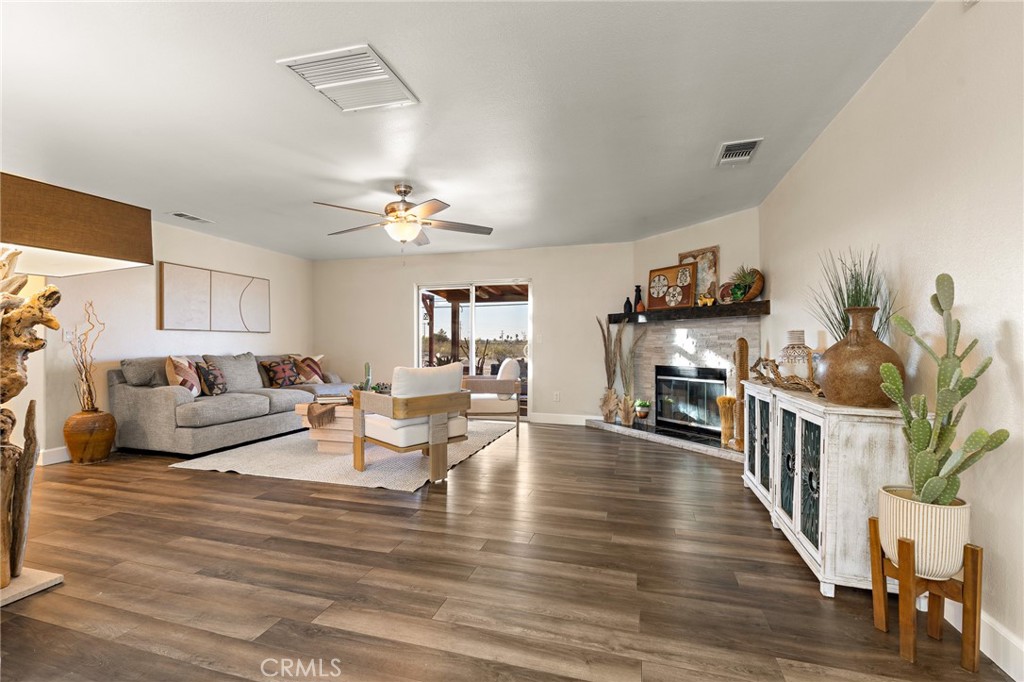 74146 Cactus Drive Property Photo 2