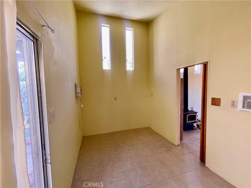 49324 Whiteside Property Photo 16