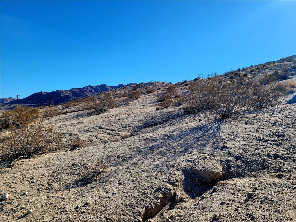 73289 Twentynine Palms Property Photo 9