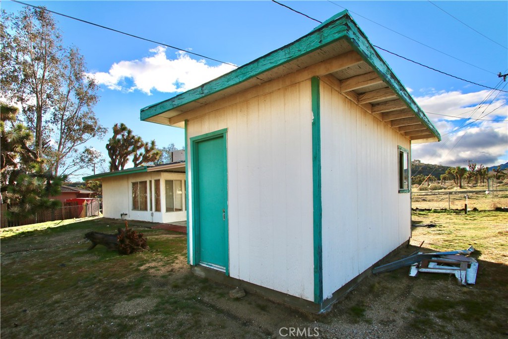 57136 Navajo Trail Property Photo 7
