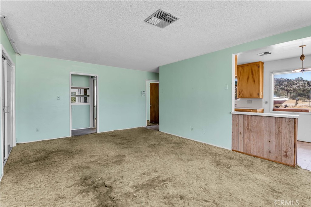 57136 Navajo Trail Property Photo 15