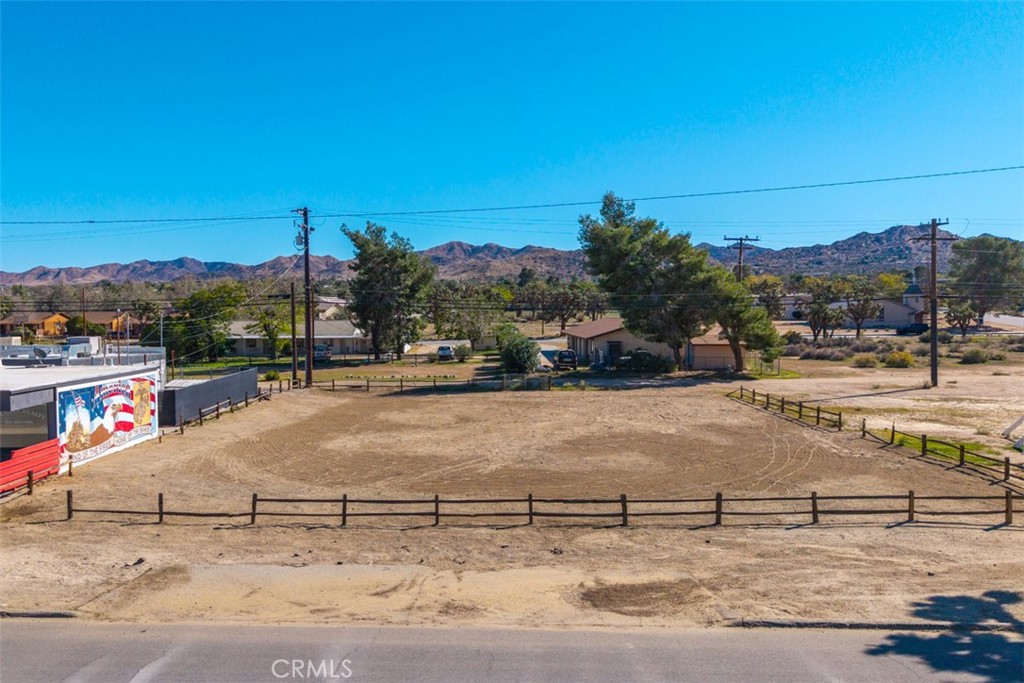 1122 Twentynine Palms Property Photo 3