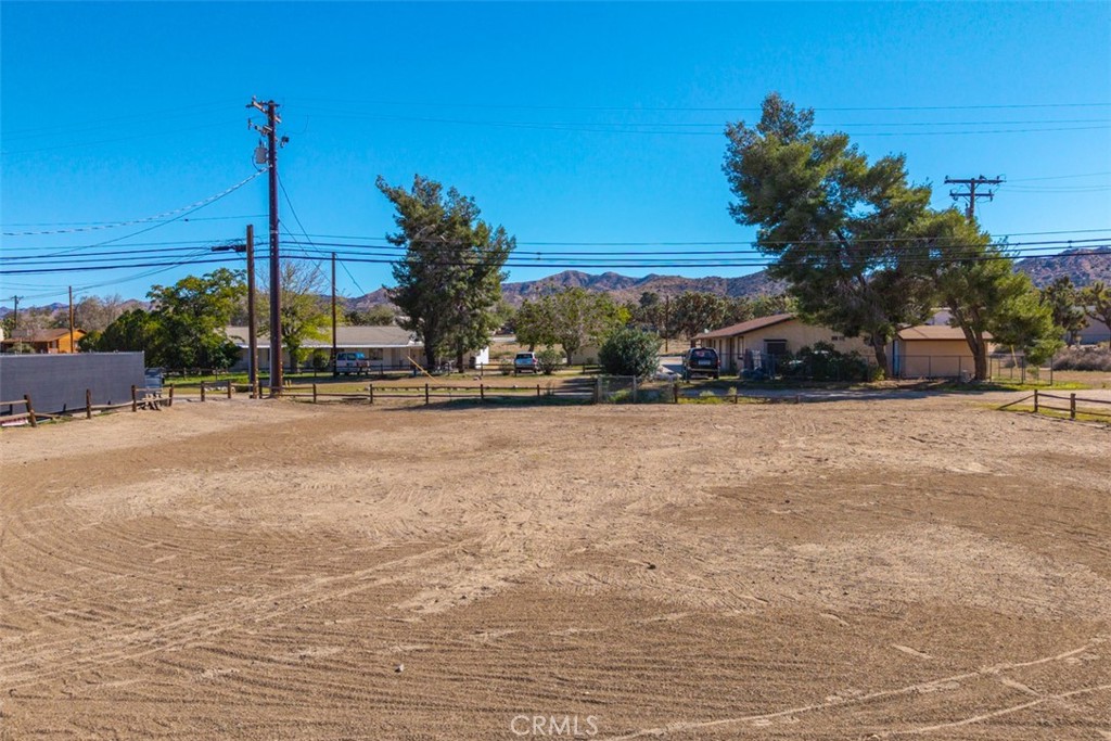 1122 Twentynine Palms Property Photo 6