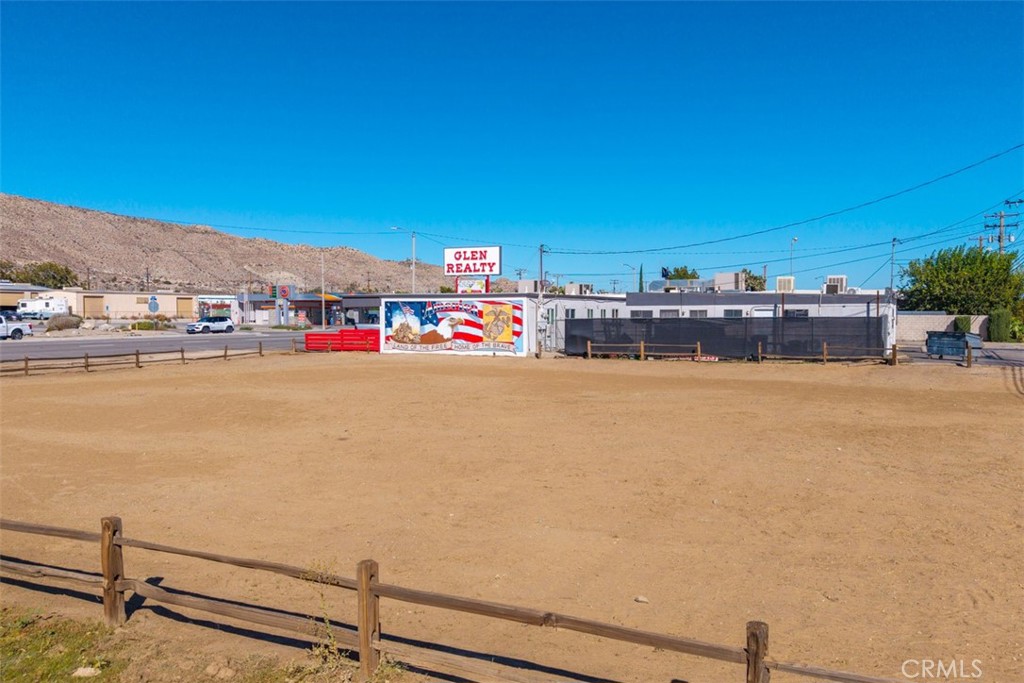 1122 Twentynine Palms Property Photo 13
