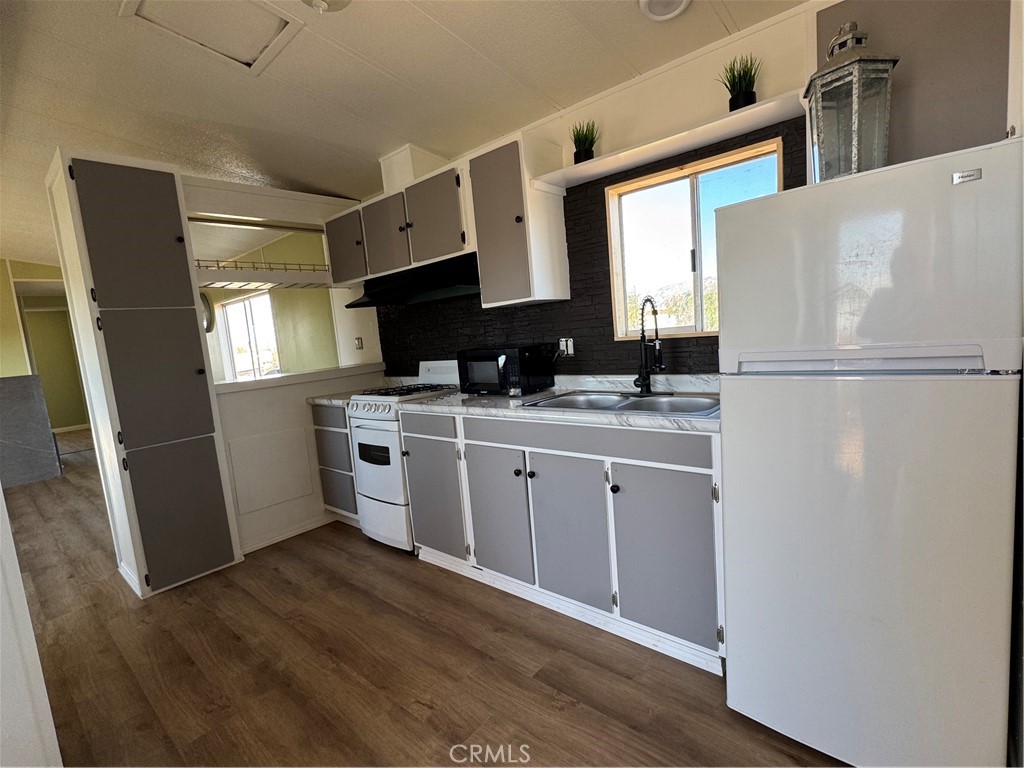 3423 Canyon Property Photo 20
