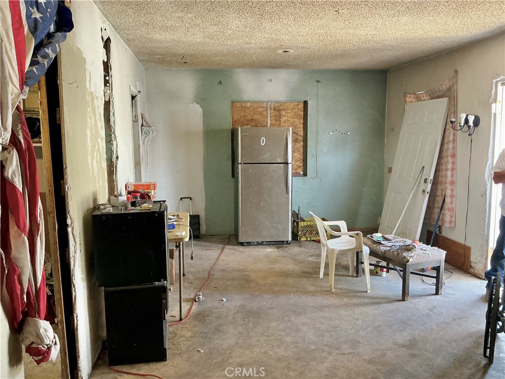 72116 Sullivan Property Photo 3