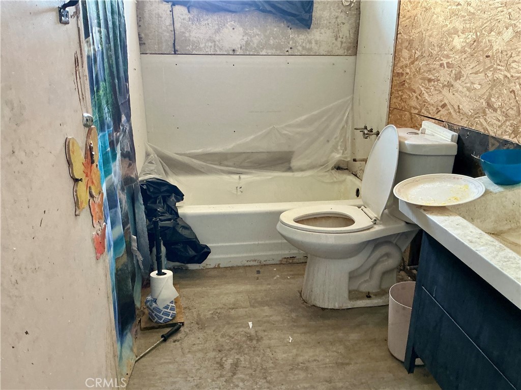 72116 Sullivan Property Photo 8