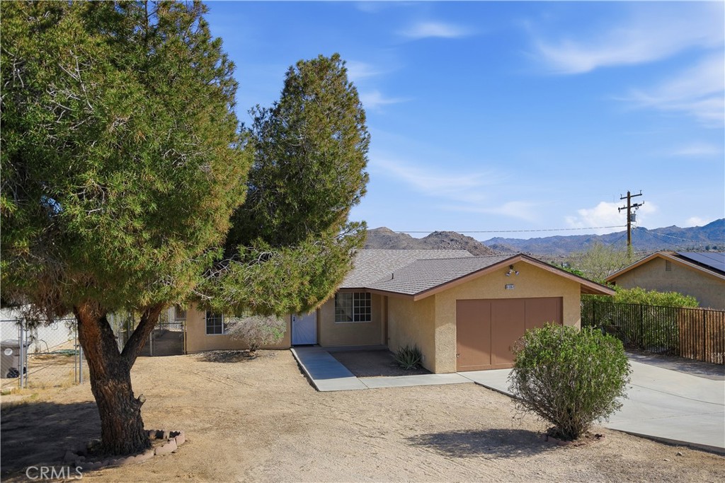 61861 Morningside Road Property Photo 3