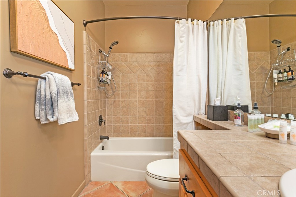 7559 Rockaway Avenue Property Photo 23