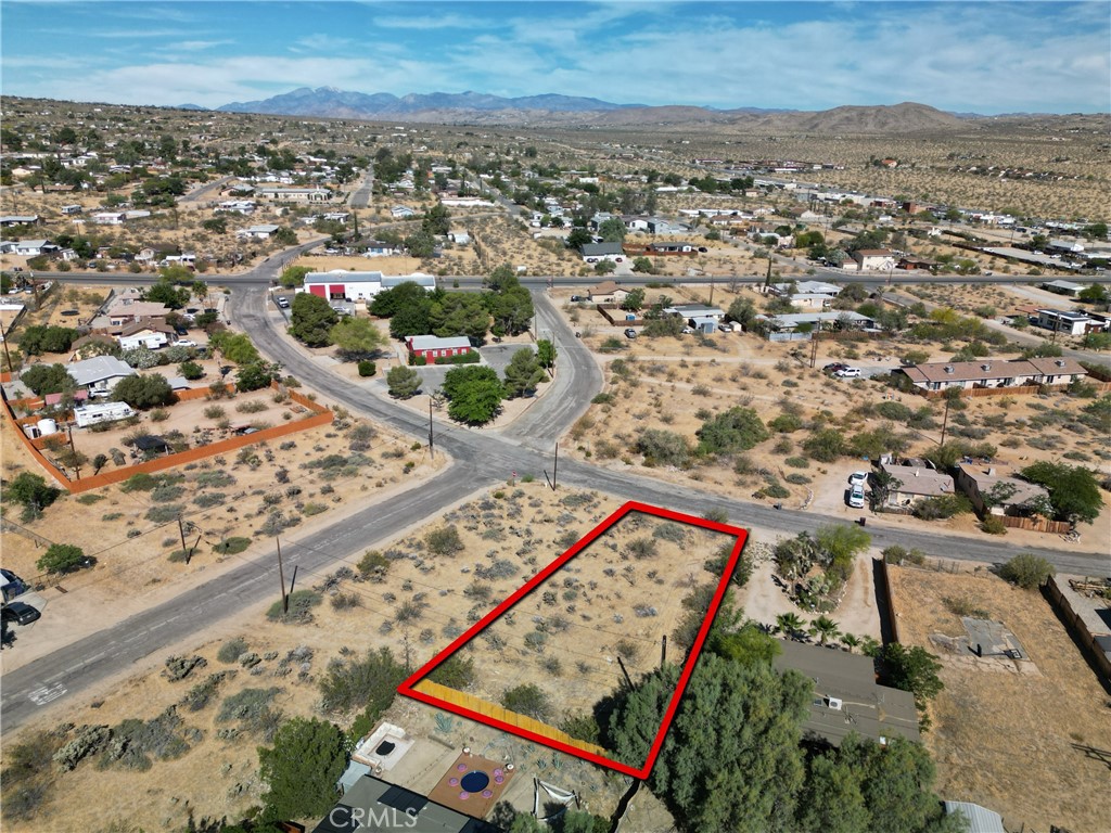 61899 El Reposo Circle Property Photo 3