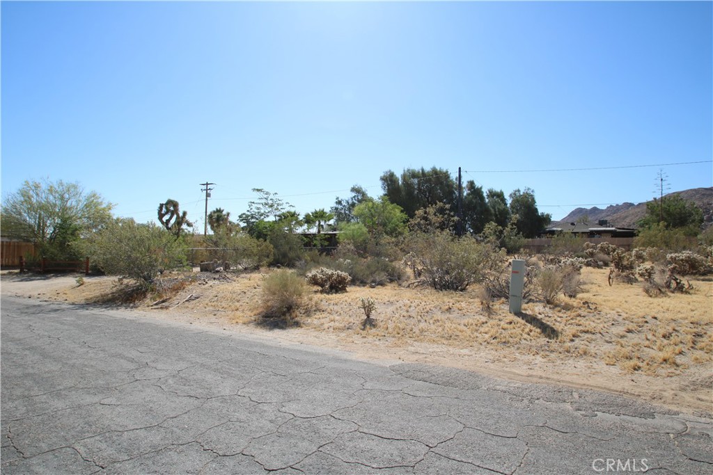 61899 El Reposo Circle Property Photo 7