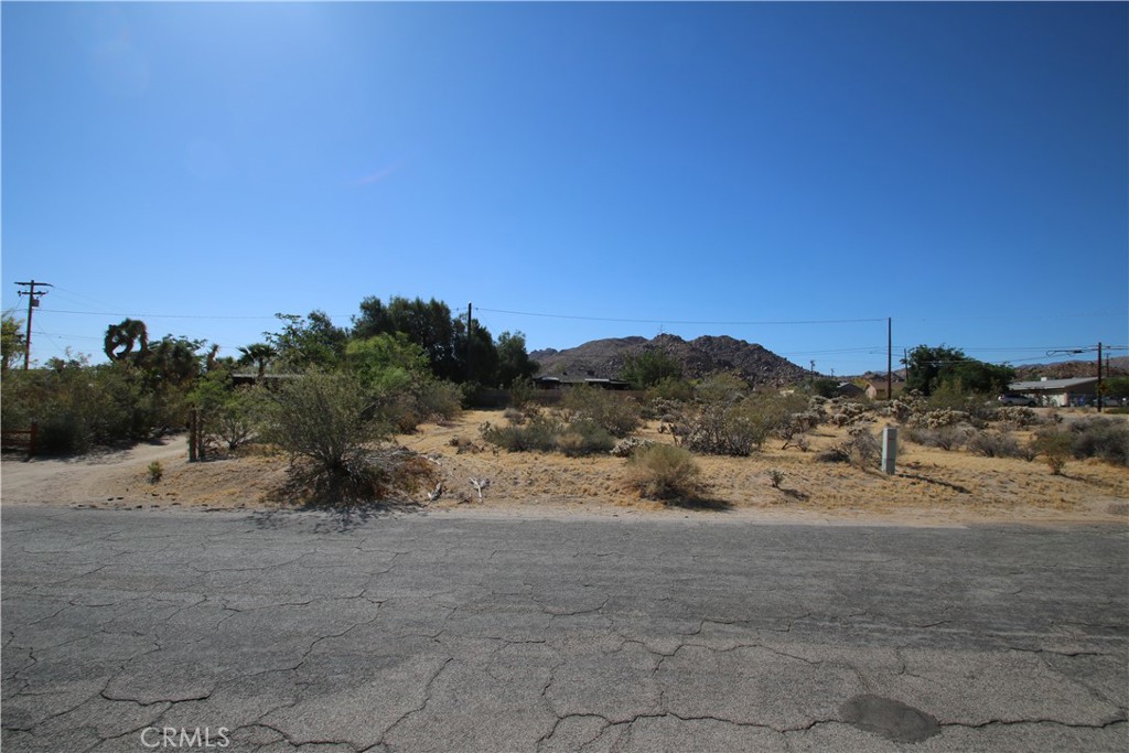 61899 El Reposo Circle Property Photo 8