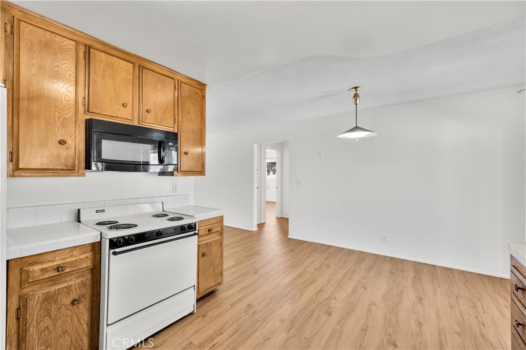 7446 Borrego Trail Property Photo 12