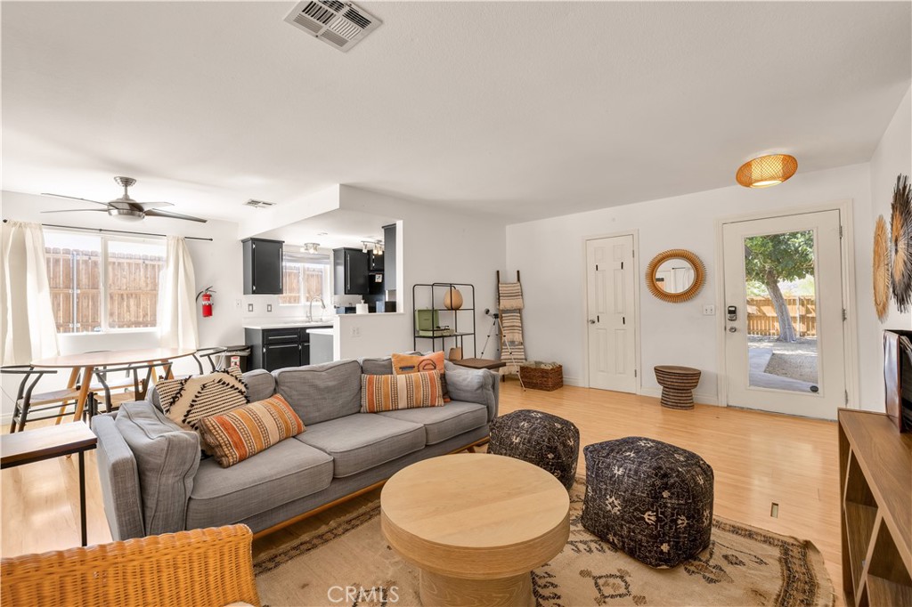 61493 Desert Air Property Photo 7