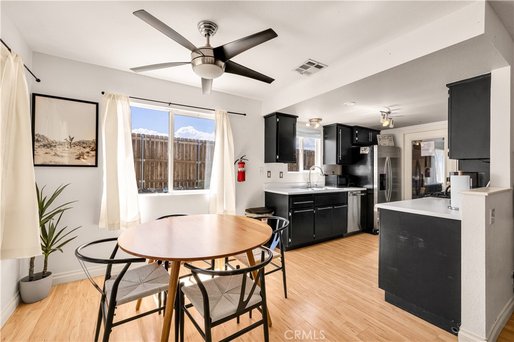 61493 Desert Air Property Photo 8