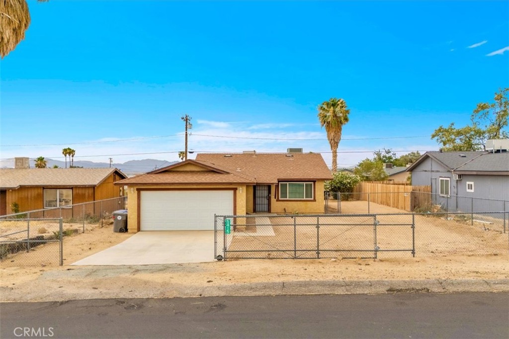 5415 Cahuilla Property Photo 2