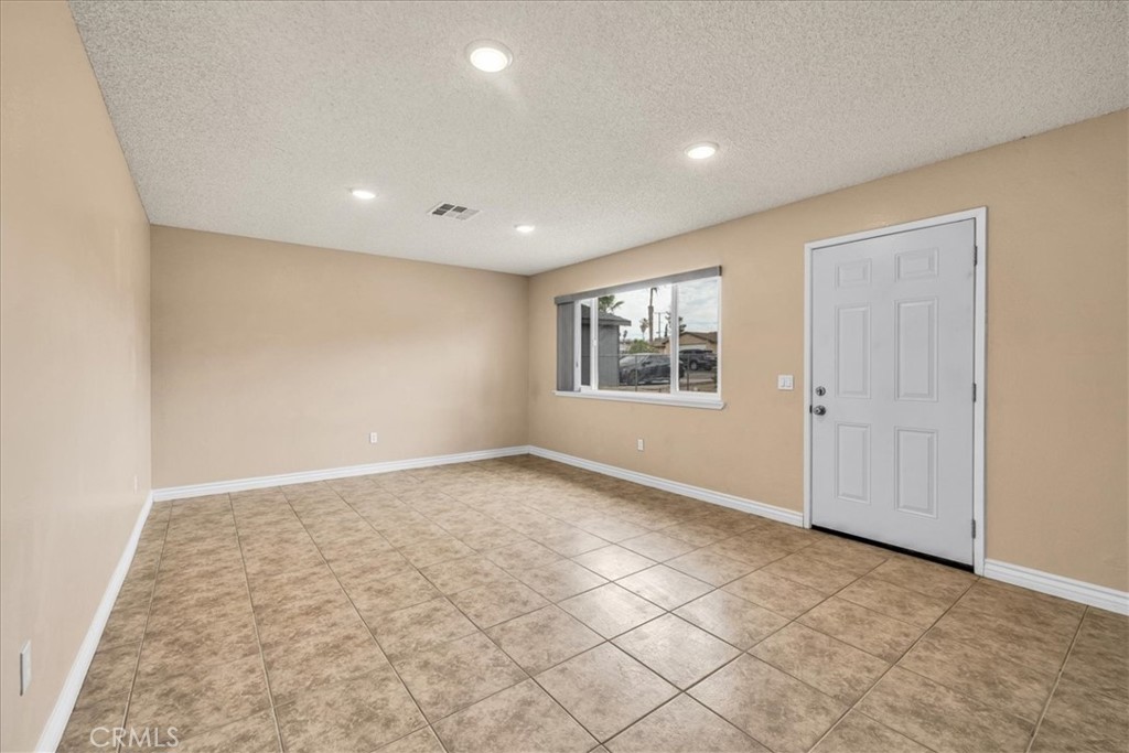 5415 Cahuilla Property Photo 4