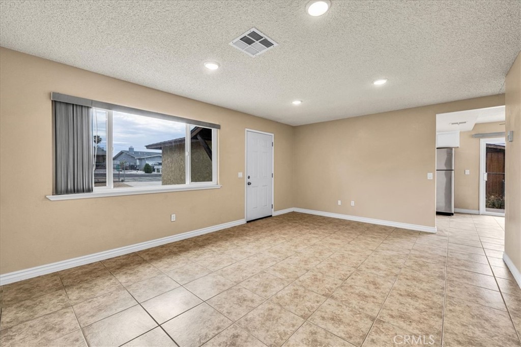 5415 Cahuilla Property Photo 5