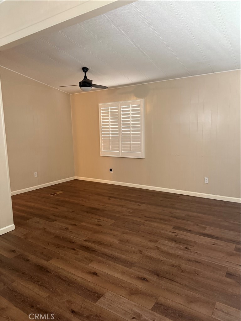 7501 Palm Ave Property Photo 6